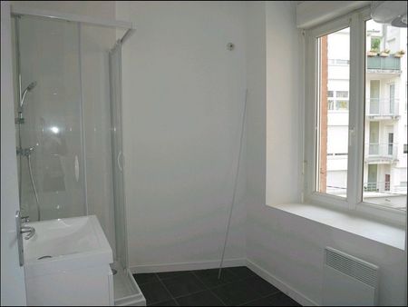 1 Pièce bis Centre ville – - Photo 3