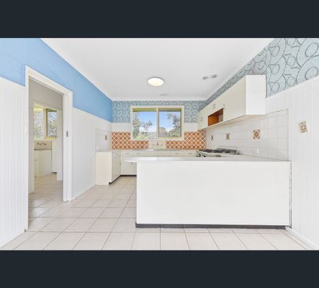 4 Nursery Avenue, Frankston, Vic 3199 - Photo 2