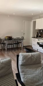 F3 CENTRE VILLE AU 1ER ETAGE - Photo 4