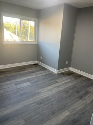 For Lease - 306 Darling Street Unit# Main Floor, Brantford, Ontario - Photo 1