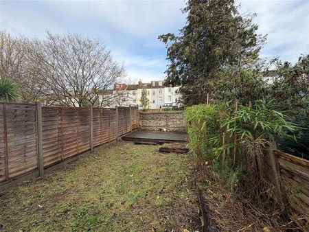 Gladstone Place, Brighton, East Sussex, BN2 - Photo 5