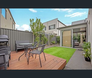 2 Holstein Close, Quakers Hill, NSW 2763 - Photo 5