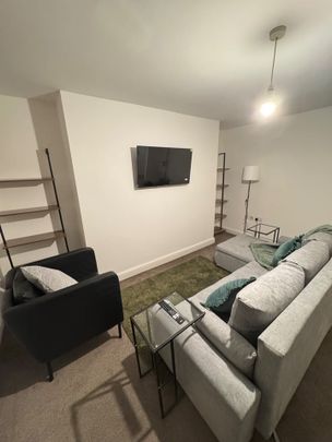 2 Bed Flat, Portland Street, SO14 - Photo 1