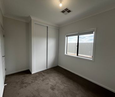 Brand New 4 Bedroom Stunner - Photo 1