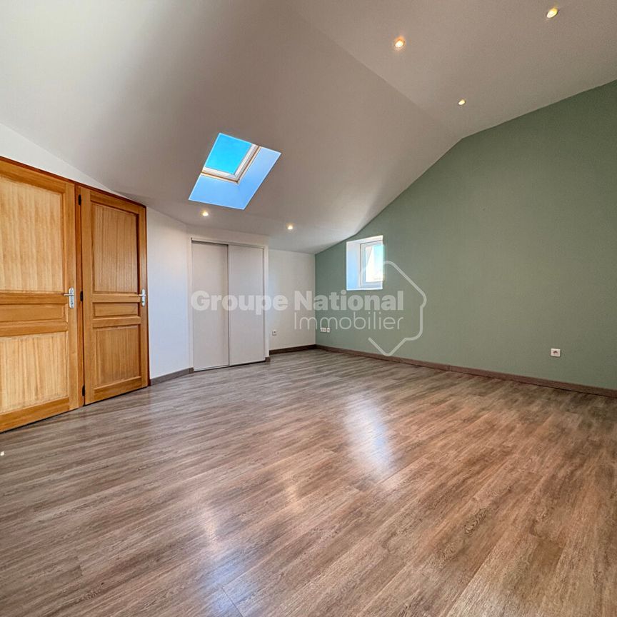 A LOUER Appartement 2 chambres Chateauneuf Du Pape 55 m2, - Photo 1