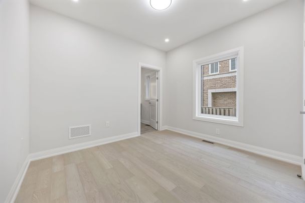 For Lease - 2954 Elgin Mills Rd E Elgin Mills Road, Markham, Ontario - Photo 1