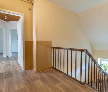 Ca. 51 m² große 2-Zimmer-Dachgeschosswohnung mit Tageslichtbad in H... - Photo 1