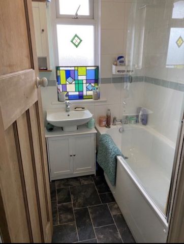 Room in a Shared House, Stanmer Park Road, BN1 - Photo 5