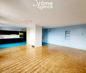 Location Appartement 5 pièces 116m² ST MARCEL LES VALENCE 26320 - Photo 2