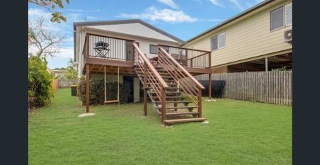 52 Poplar Street, Cooee Bay, Qld 4703 - Photo 3