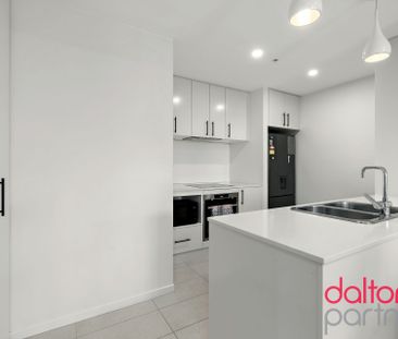 Modern Living - Photo 4