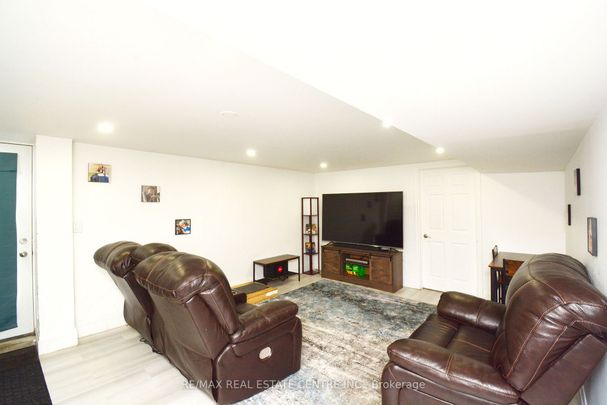 For Lease - 17 Crescent Hill Drive, Brampton, Ontario - Photo 1