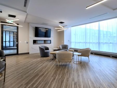 For Lease - 415 Sea Ray Avenue Unit# 151, Innisfil, Ontario - Photo 3