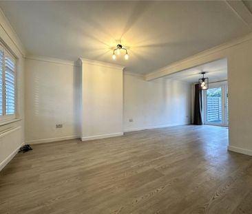 3 bedroom detached house to rent - Photo 2