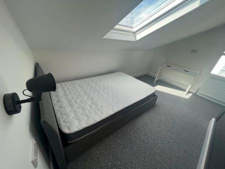 5 bedroom house share to rent - Photo 3