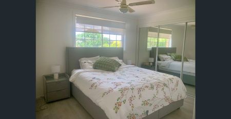 Well Maintained 2 Bedroom Townhouse - Photo 4