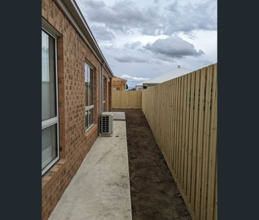 25 Evergreen Street, Armstrong Creek, Vic 3217 - Photo 6