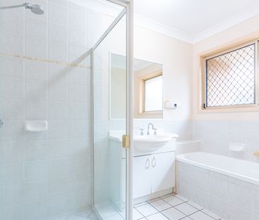 2 Vine Court, Kippa-Ring QLD 4021 - House For Rent - $650 | Domain - Photo 4