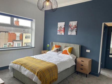 6 bedroom terraced house to rent - Photo 5