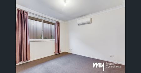 CHARMING VILLA IN A QUIET STREET - Photo 3