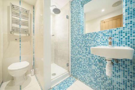 2 bedroom flat to rent - Photo 5