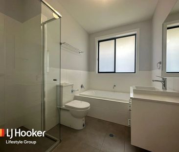 Family Home! - Photo 5