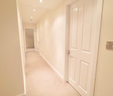 2 Bedroom Apartment To Let - Photo 5