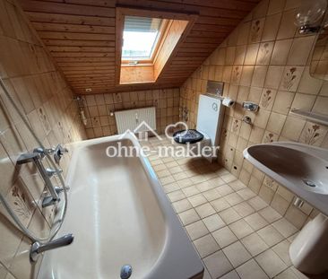 Schöne Dachgeschoss Wohnung in Glattbach (Aschaffenburg) - Foto 1