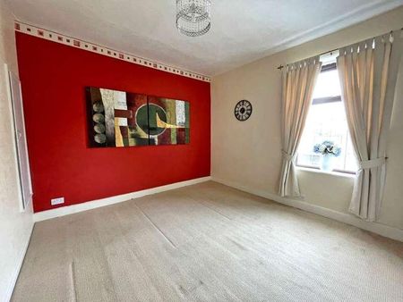 Whitehead Street, Milnrow, OL16 - Photo 4