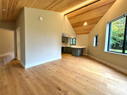 1 bedroom bungalow to rent - Photo 1