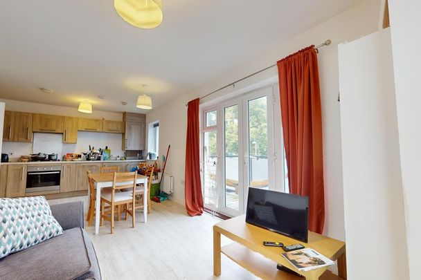 2 bedroom apartment to rent - Photo 1