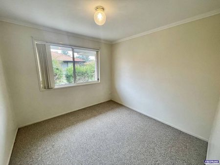 Modern 2 Bedroom Unit - Photo 4