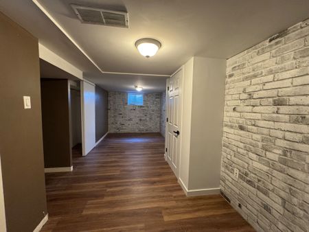 For Lease - 219 Steel Street, Barrie, Ontario - Photo 2