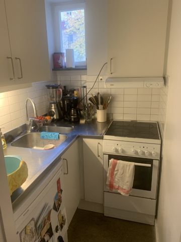 Ljus och välplanerad 1:a med balkong i Östermalm, Stockholm! Nära KTH och utmärkta kommunikationer. - Foto 4