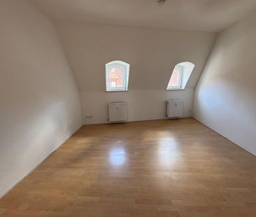 Großzügige 4-Raum-Wohnung in Döbelns Zentrum - Foto 1