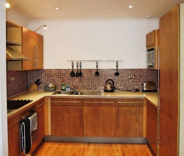 2 bedroom flat to rent - Photo 6