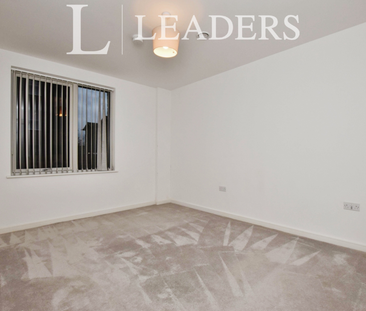 2 bedroom parking to rent - Photo 3