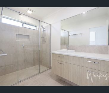 BRAND NEW HOME IN POPULAR HEADLANDS ESTATE! - Photo 6