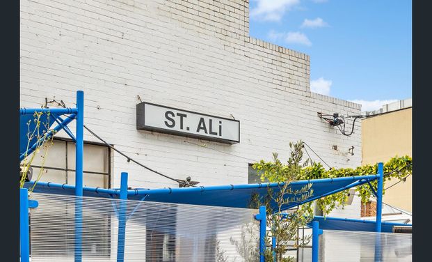 Light-Filled Three-Bedroom with Leafy Green Outlooks - Photo 1
