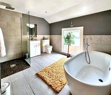 3 bedroom detached house to rent - Photo 2