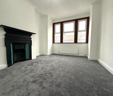 4 bedroom terraced house to rent - Photo 1