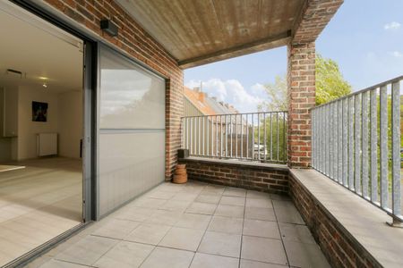 Stijlvol appartement met groot terras in centrum Aalst - Foto 4