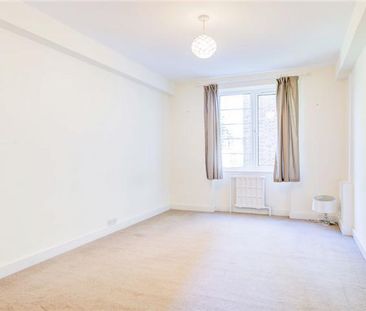 4 Bedroom, 1 bath, 1 reception Apartment - Photo 2