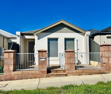 30 Wallaby Road, Banksia Grove WA 6031 - Photo 3