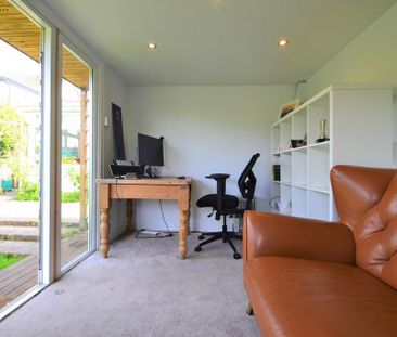 3 bedroom cottage to rent - Photo 2