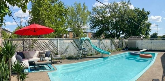 6 1/2 avec piscine creusé,cour,parking, sous-sol - Photo 2