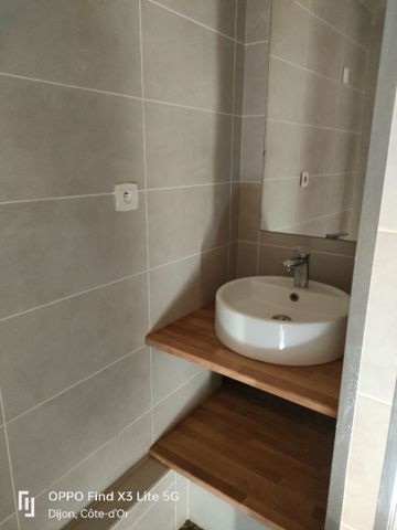 Location Appartement 1 pièce 31m² - Photo 4