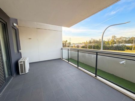 Lovely One Bedroom Unit! - Photo 4