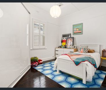 Versatile Coburg Living – 3-Bedroom Home with Separate Studio - Photo 4