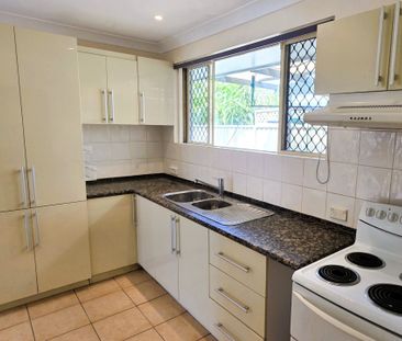 2/12 Craft Court, Miami, QLD 4220 - Photo 6